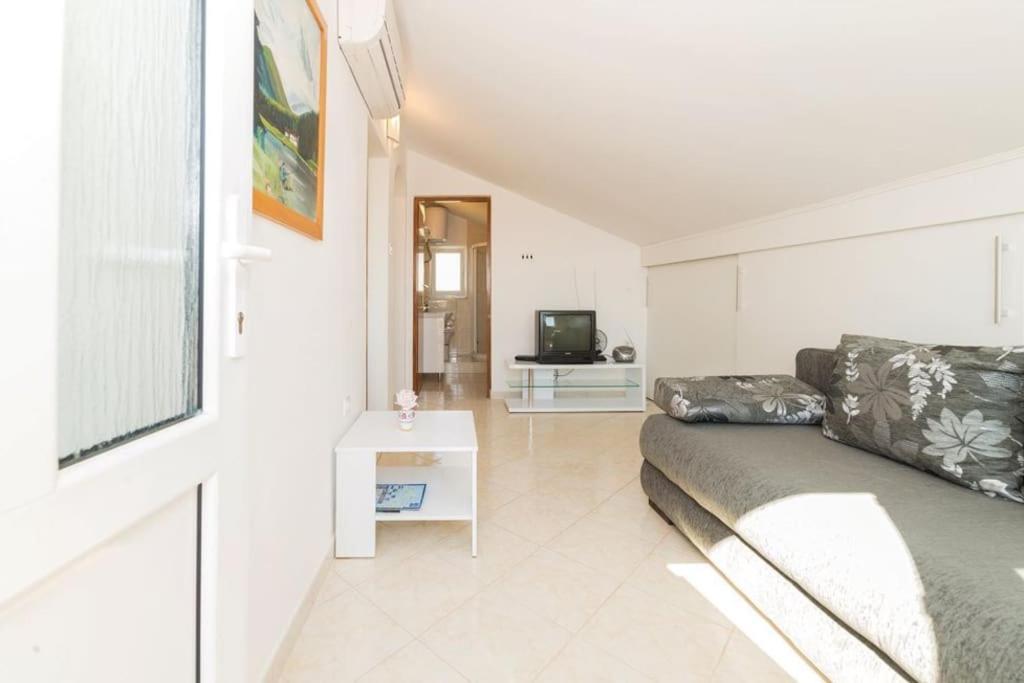 Apartman Maura Vlasici Luaran gambar